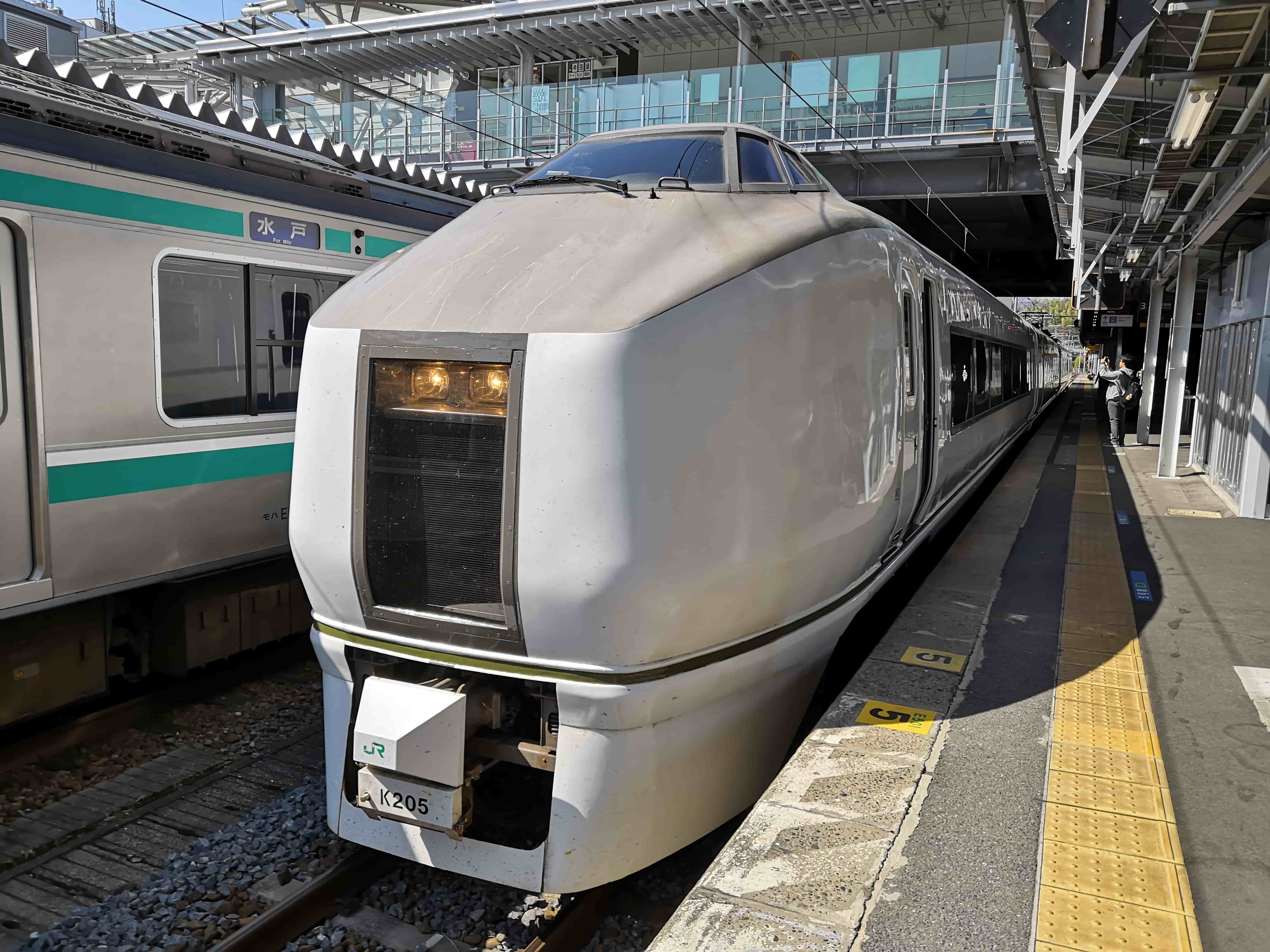 651系