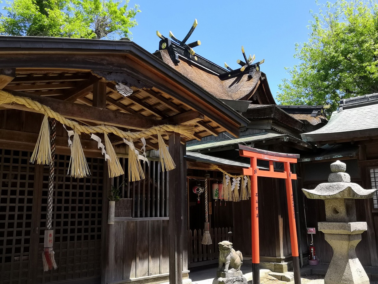 加太春日神社